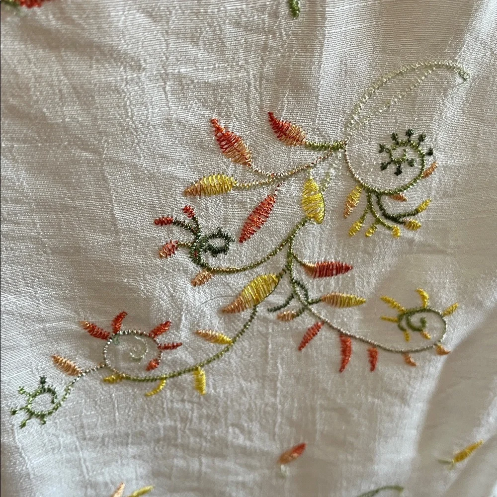 Figueroa & Flower Floral Embroidered Button Down Semi Sheer Shirt Size Large